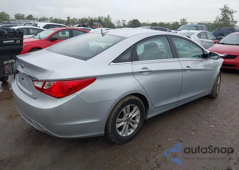 2011 Hyundai Sonata Gls z USA, uszkodzony, nr VIN 5NPEB4AC4BH292466